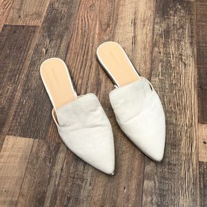 Banana Republic Factory  Pointed Mules 7.5